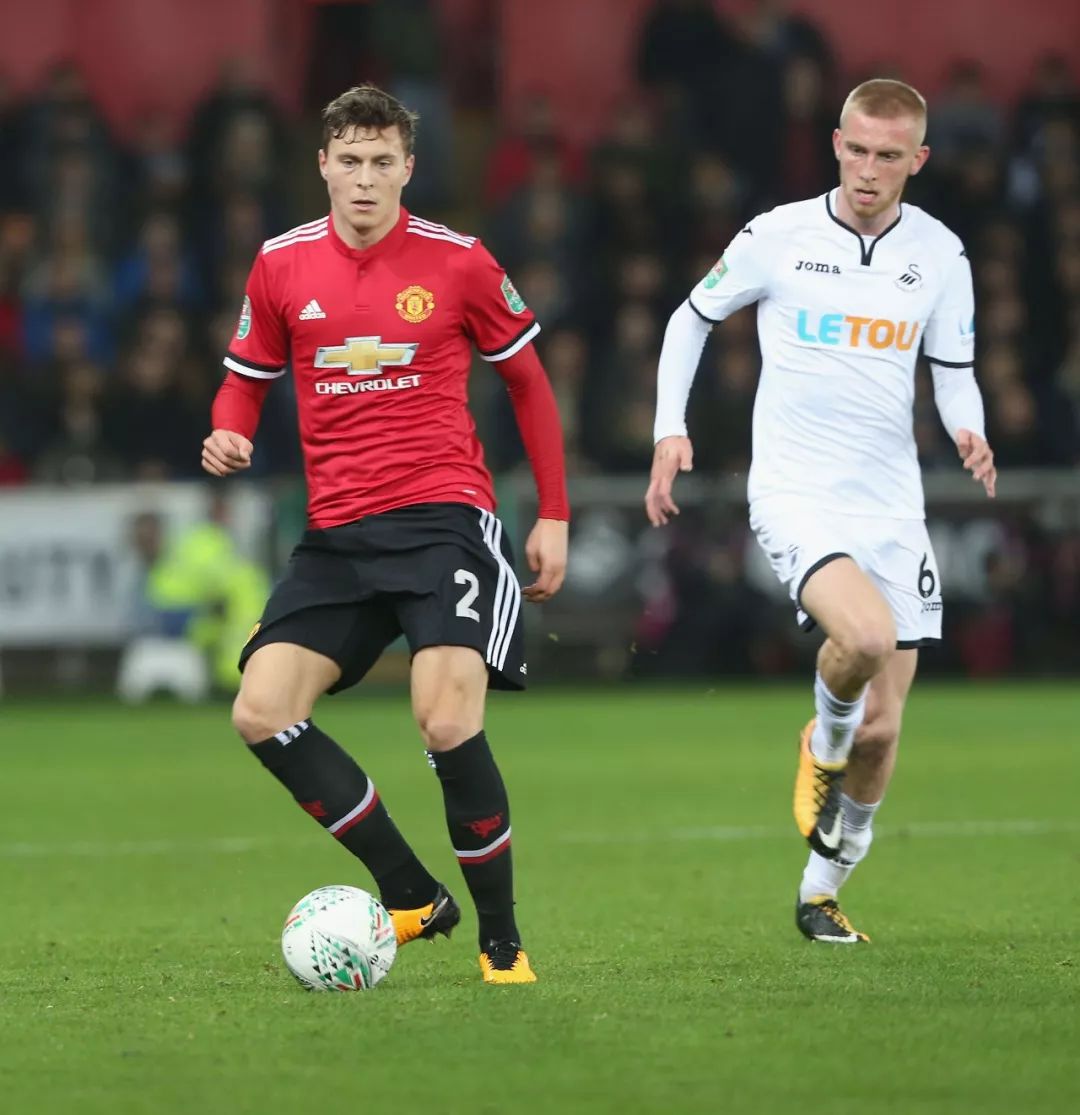 他的表现在 他的表现在